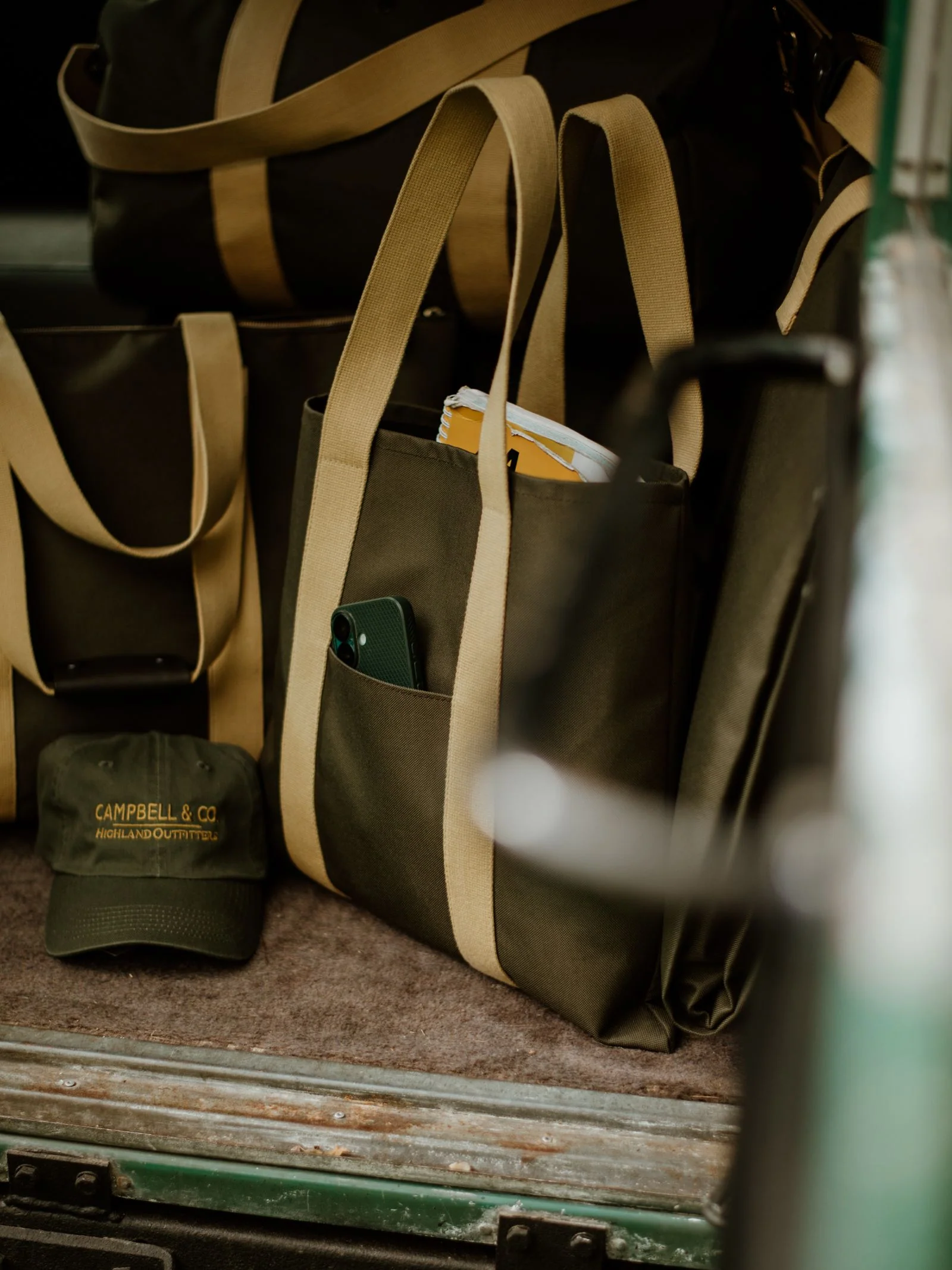 Utility Packaway Tote - Image 4
